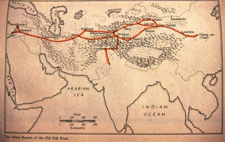 Peta Jalur Sutra Kuno. Sumber: theorientalcaravan.com