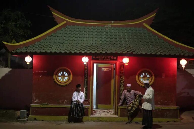 Angpao dari 9 Naga