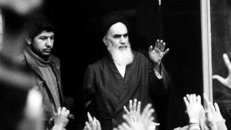 Nasihat Imam Khomeini dalam mendisiplinkan informasi dalam suasana Perang