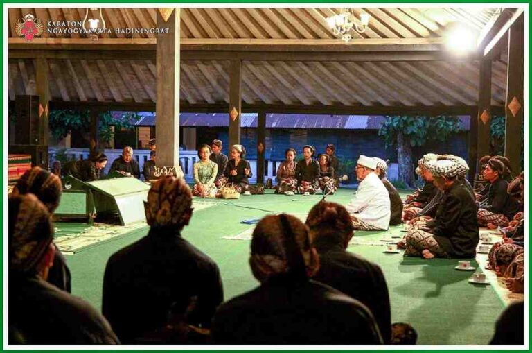 Membaca Pesan Transformasi Gelar Sultan antara Hamengku Buwono dan Hamengku Bawono