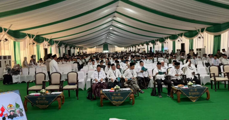 Pengembangan Kurikulum PAI Berbasis Rekonstruksi Sosial: Menyalakan Spirit “Jas Hijau” Muktamar NU 2026 dalam Ruang Kelas Modern